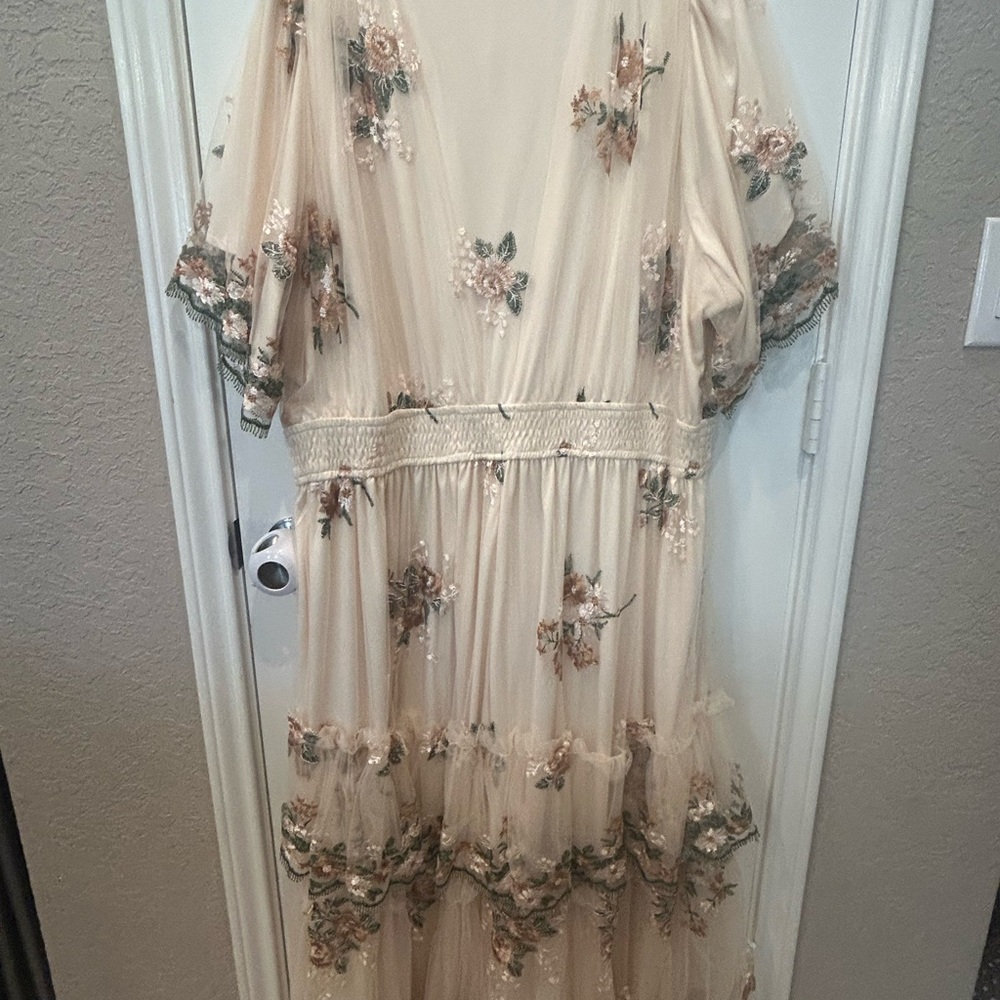 Baltic Born Cream Floral Maxi Dress - Picture 2 of 5